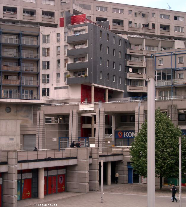 In front of the Cite des Sciences - Paris 19